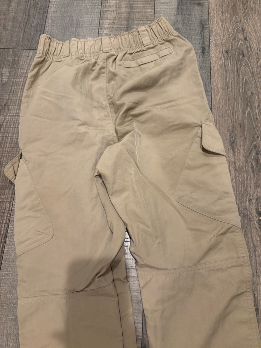 Nike Tan Cargo Pants with White Swoosh - Picture 6 of 8